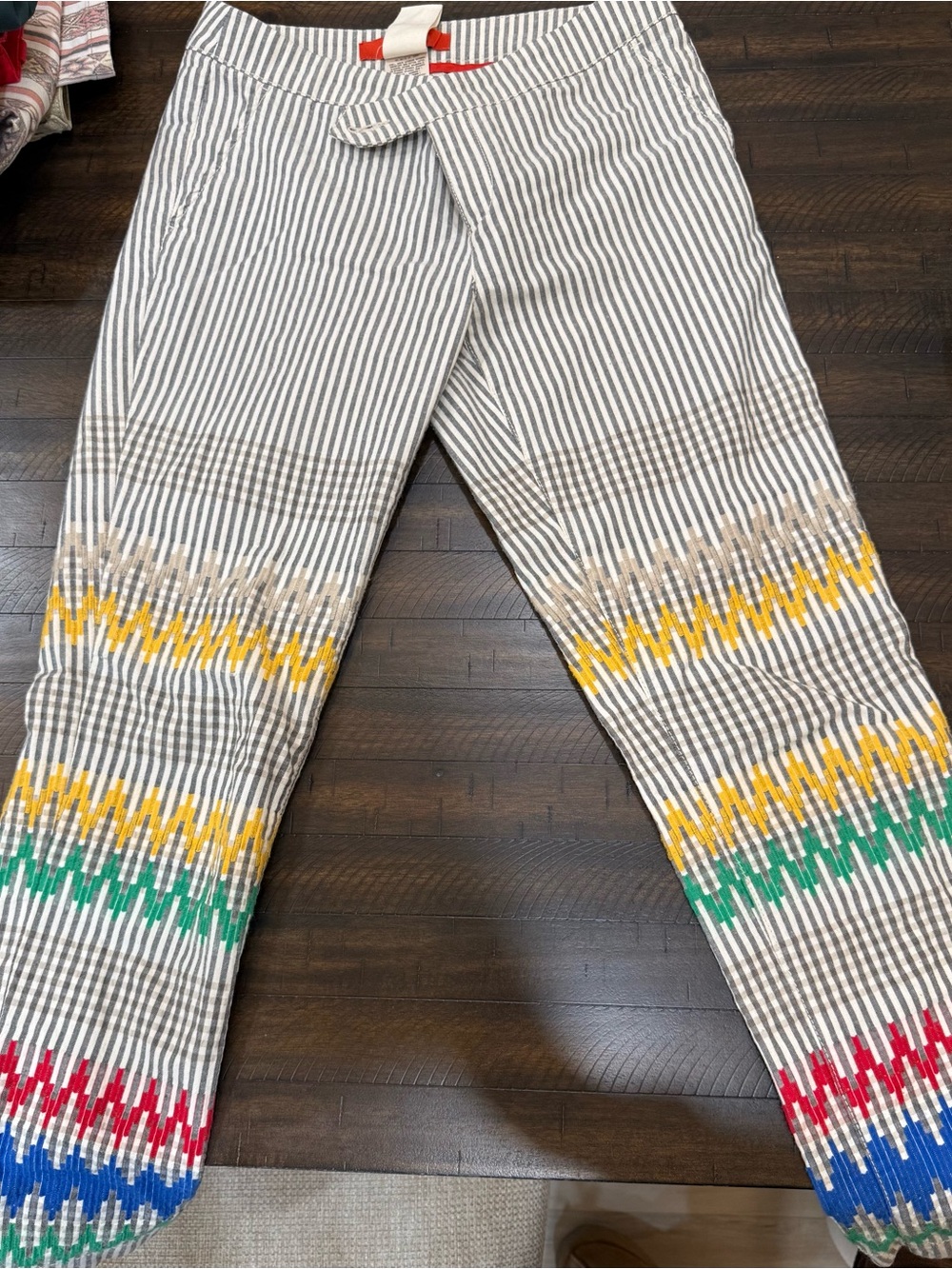 Cartonnier Cropped Gray and White Striped Top with Bright Colorful Trim